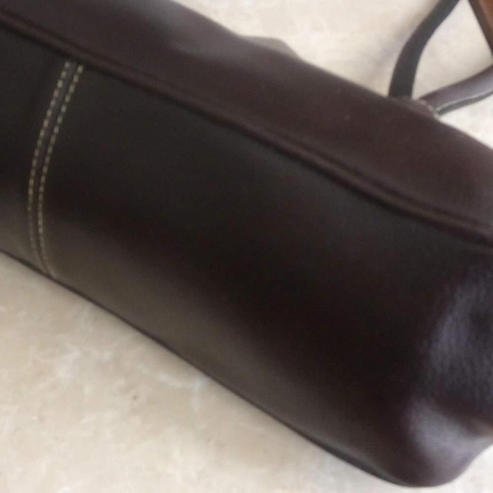PRADA Handbag/Purse - Picture 5 of 9